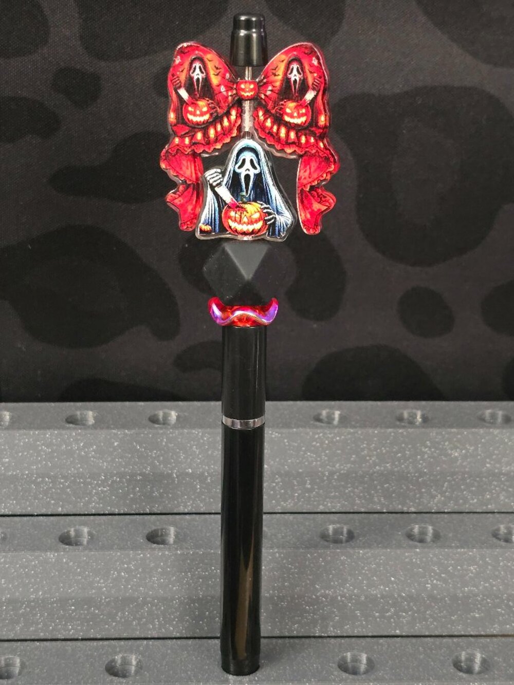 Ghost Face Halloween Scream Acrylic Novelty Spinner Pen